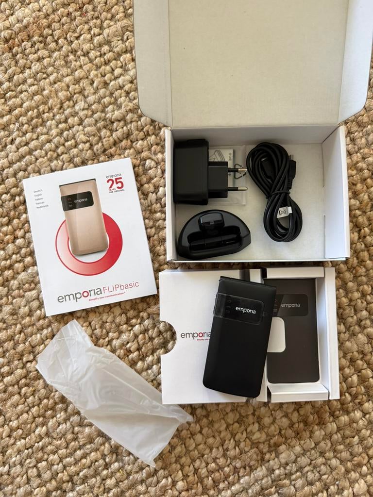 Emporia Flip Basic mobiele seniorentelefoon GSM nieuw, Geen camera, Nieuw, Inklapmodel, Ophalen of Verzenden