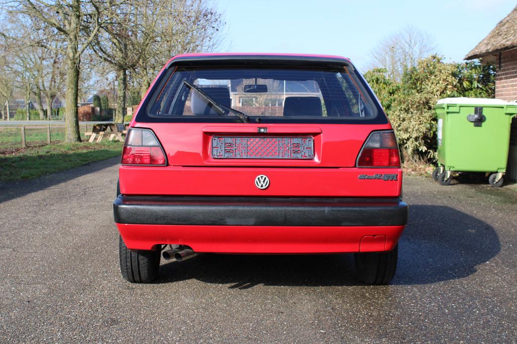 Volkswagen Golf 1.8 GTI Inj. 5-DEURS COLLECTOR ITEM 172000KM, Auto's, Voorwielaandrijving, Stof, Zwart, Volkswagen