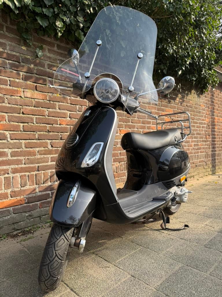 Vespa Scooter LX viertakt - Krijg lentekriebels! ️