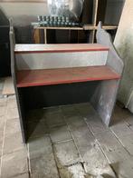 balie voor winkel of beurs, Ophalen