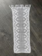 Gehaakt tafelkleed tafelloper lopertje wit brocante kleedje, Ophalen of Verzenden