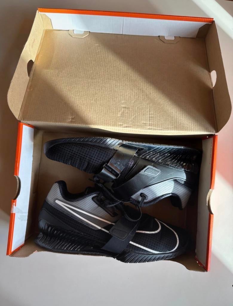 Nike Romaleos 4 - Gewichthefschoenen - Maat 44,5, Ophalen of Verzenden, Zo goed als nieuw, Zwart, Sportschoenen