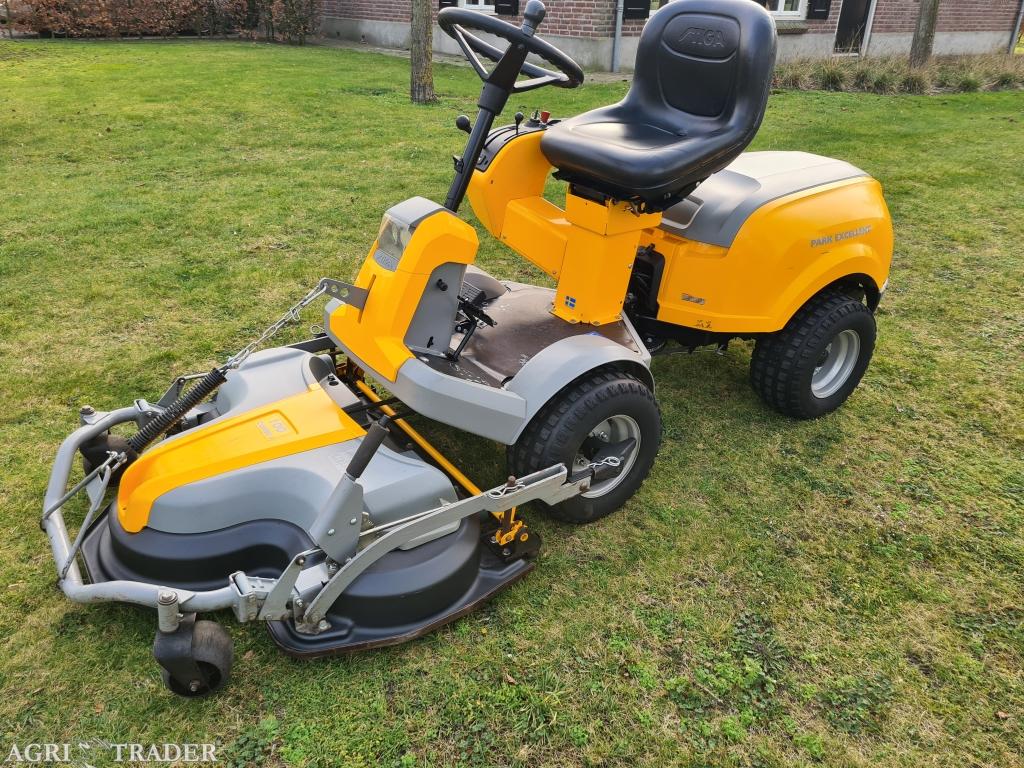 Stiga park Excellent frontmaaier hydrostaat 2 cilinder Vanqu, Ophalen, Gebruikt, -, Niet opgegeven