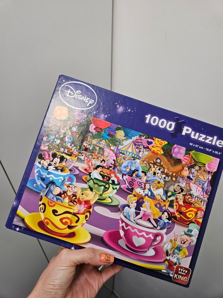 Disney 1000 stukjes legpuzzel - Theekopjes met figuren, Ophalen of Verzenden, Gebruikt