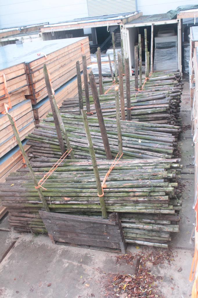 Boompalen, weidepaal paal palen fruitpaal gecreosoteerd, Tuin en Terras, Palen, Balken en Planken, Palen, 250 cm of meer, Ophalen of Verzenden