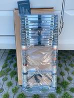 ** NIEUW ** TELESCOPISCHE LADDER 4,40 m. met HAKEN **, Doe-het-zelf en Verbouw, Ladders en Trappen, Ophalen of Verzenden, Nieuw