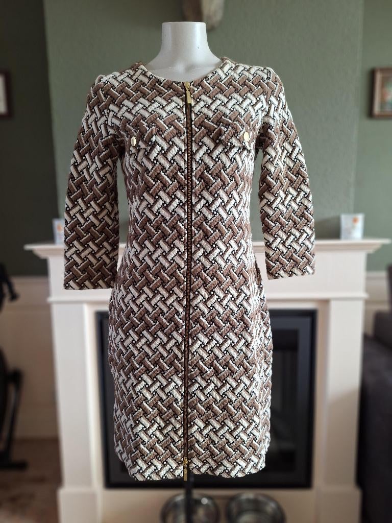 Caroline Biss warme bruine crème jurk M 38, Maat 38/40 (M), Bruin, Verzenden, Zo goed als nieuw