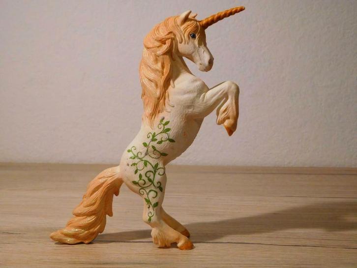 Schleich 70421 eenhoorn steigerend, dierfiguur, Verzamelen, Dierenverzamelingen, Gebruikt, Beeldje of Figuurtje, Paard, Ophalen of Verzenden
