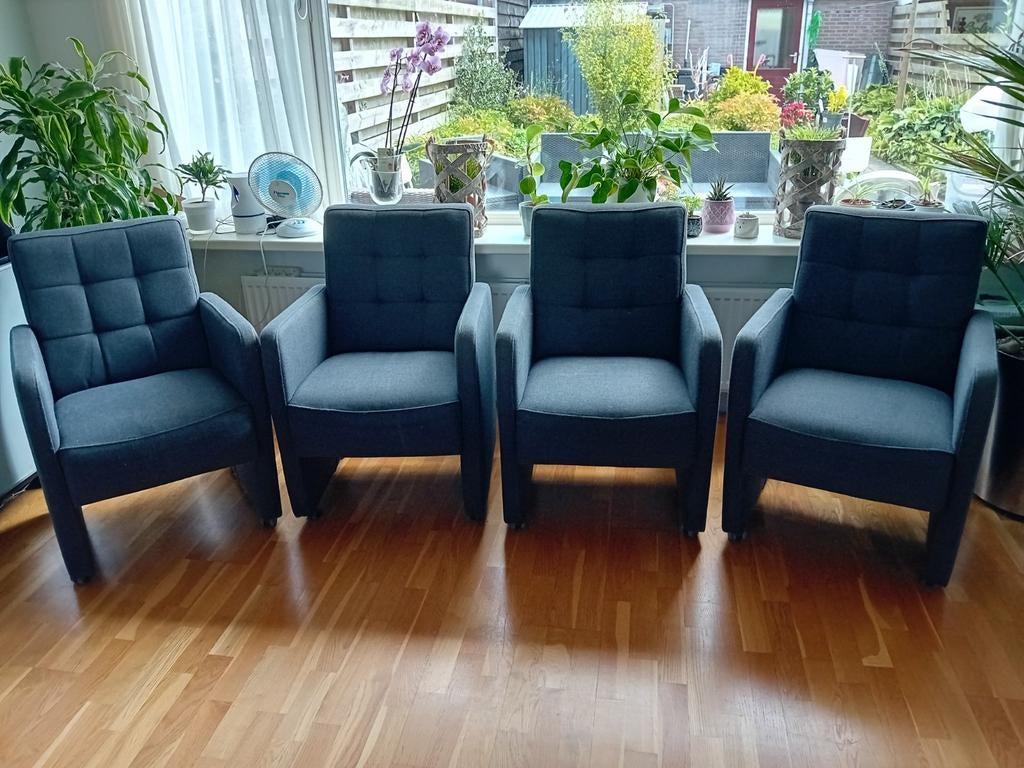 Set van 4 grijze stoffen fauteuils, Huis en Inrichting, Ophalen, Gebruikt, Leenbakker, Vier