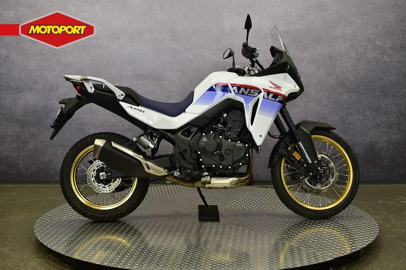Honda XL 750 TRANSALP (bj 2025), Motoren, Motoren | Honda, Honda Motor Europe, Bedrijf, Crystal Bldng B-Unit B11.2 Rivium Blv200
2909 LK  Capelle aan den IJsel, NL