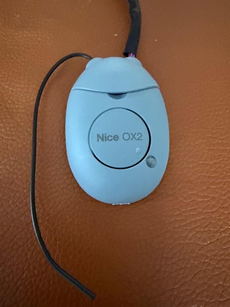 Nice OX2 externe ontvanger met Nice FLOR-S Handzender, Ophalen of Verzenden, Nieuw, Ontvanger