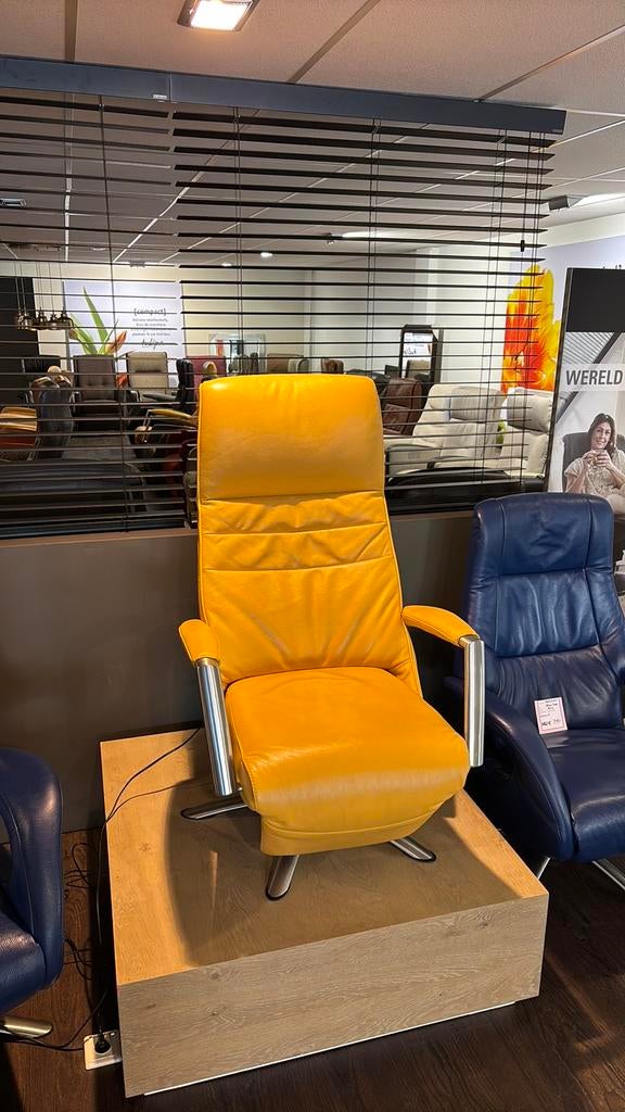 Relaxfauteuils showroomverlaters, Huis en Inrichting, Fauteuils, Ophalen, Zo goed als nieuw, Leer