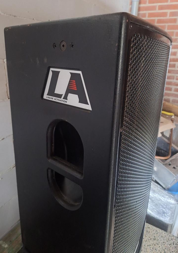 Proffesionele EAW  LA  215 speakers, Audio, Tv en Foto, Luidsprekers, Ophalen, 120 watt of meer, Front, Rear of Stereo speakers