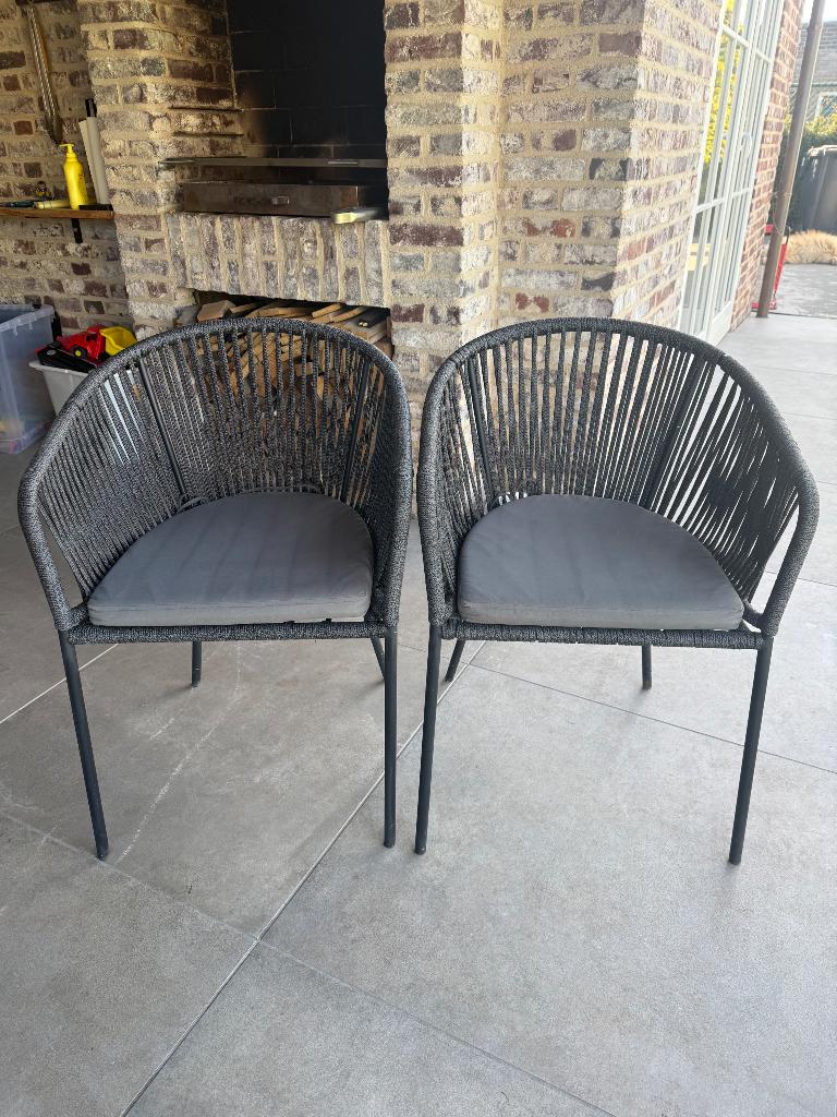8 stuks Tuinstoel Yanet Kave Home zwart, Tuin en Terras, Ophalen, Zo goed als nieuw, Overige materialen