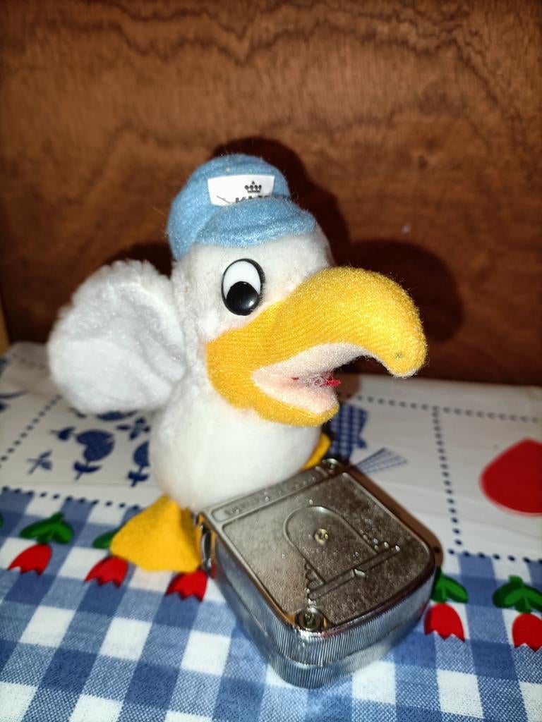 KLM meeuw knuffeltje Tendertoys 14 cm groot, Ophalen of Verzenden, Zo goed als nieuw, Overige typen