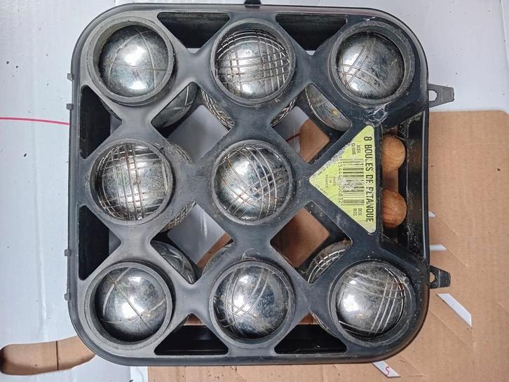 Complete jeu de boules set met 8 metalen petanque ballen en, Sport en Fitness, Bowlen, Gebruikt, Bal, Ophalen of Verzenden