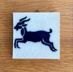 oud TEGELTJE springbokje steenbok vintage wandtegel brocante, Ophalen of Verzenden