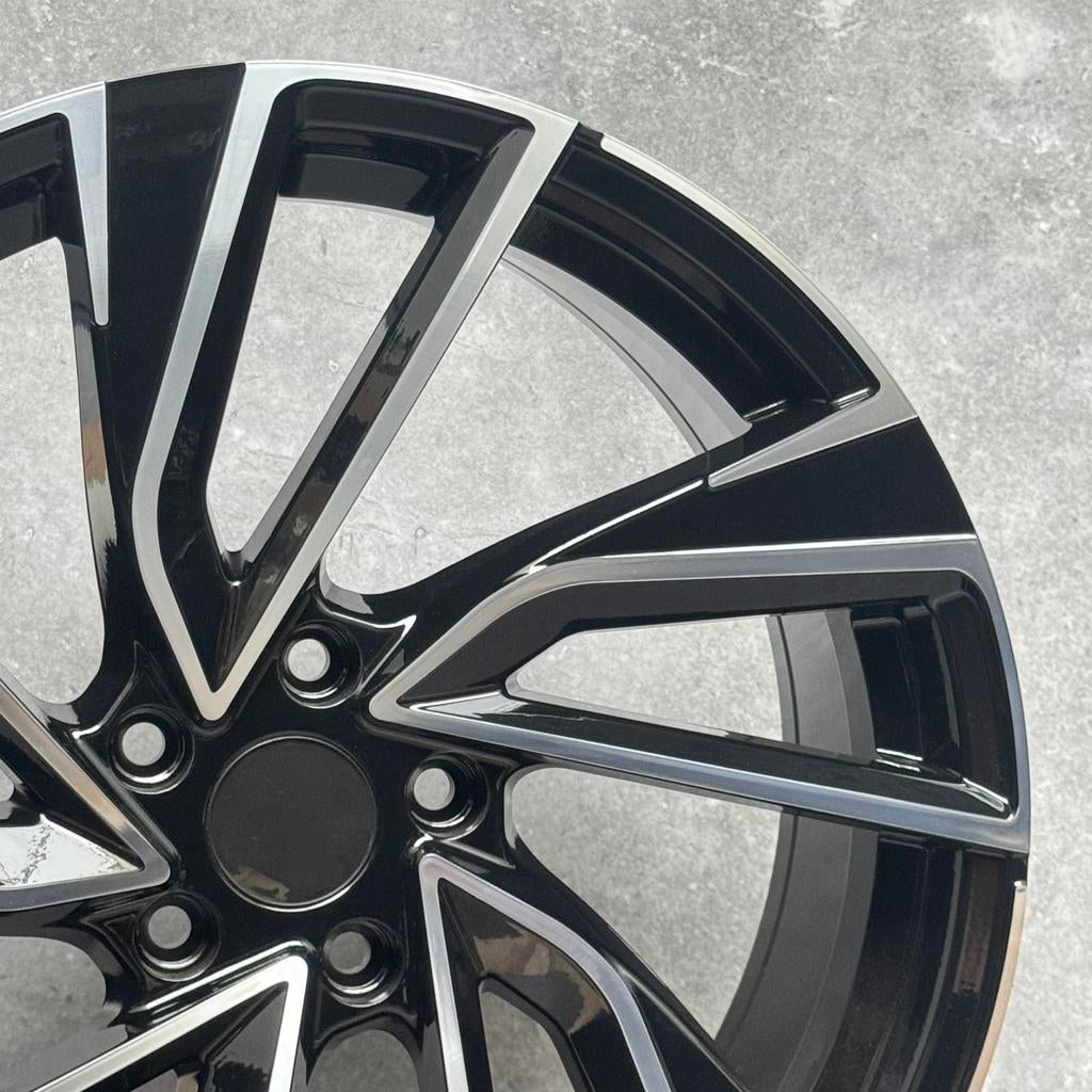 NIEUW 18'' V05 VELGEN 5x112 Past Op VAG GROEP ADELAIDE LOOK, 18 inch, Overige, Velg(en), Overige