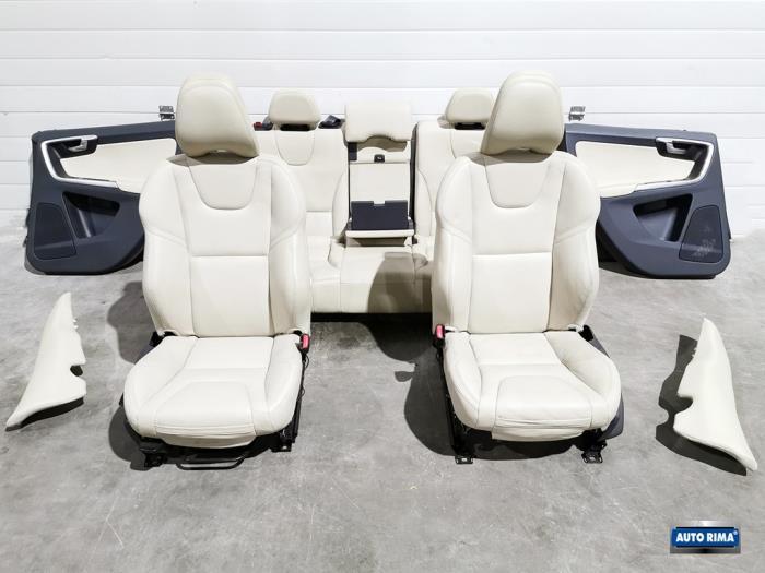 Bekleding Set (compleet) van een Volvo XC60, Gebruikt, -, -, Ophalen of Verzenden