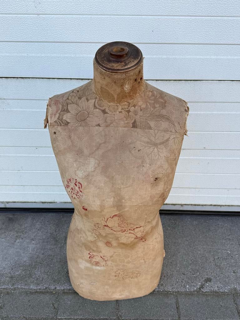 3 Rompen van Oude Paspoppen - Vintage Decoratie, Ophalen