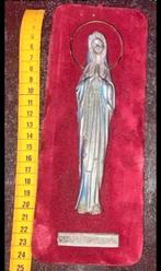 Maria Lourdes op rood fluweel, Ophalen of Verzenden