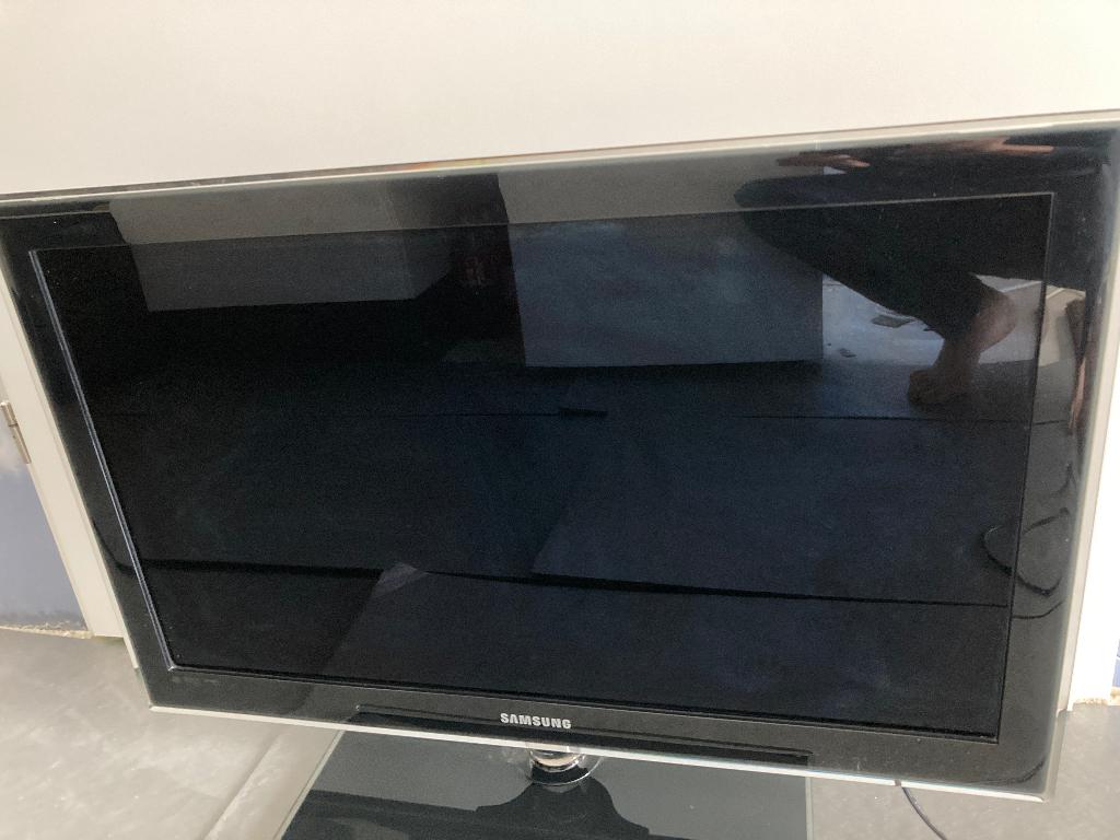 Samsung 32 inch 80cm smart tv, netjes, Audio, Tv en Foto, Televisies, Ophalen, 50 Hz, OLED, 80 tot 100 cm