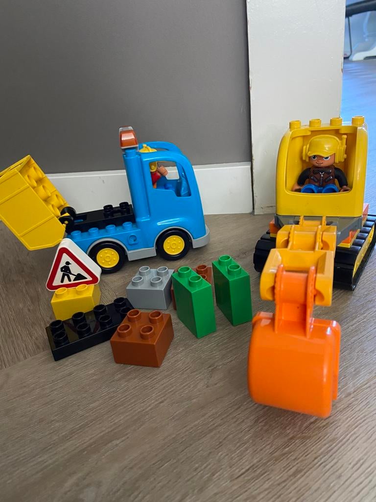 Duplo rupsband graafmachine 10812, Ophalen, Zo goed als nieuw, Duplo