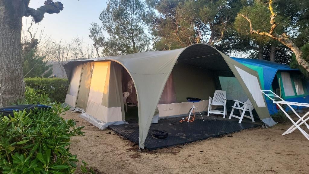 Bungalowtent, Ophalen, Gebruikt, Tot en met 2
