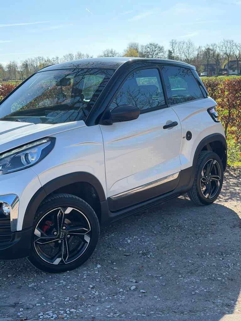 Ligier | JS-60 | Sun Chiq | 2023 | UNIEKESTAAT | 45KM | XXL, Ophalen, 46 km of meer, Ligier, 16 km/u of meer