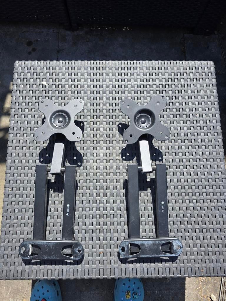 Muurbeugels beeldscherm, Ophalen, Zo goed als nieuw