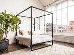 De Loft Hemelbed van Matt Sleeps - Modern Zwart Metaal, Huis en Inrichting, Slaapkamer | Bedden, Ophalen, Zwart, Tweepersoons