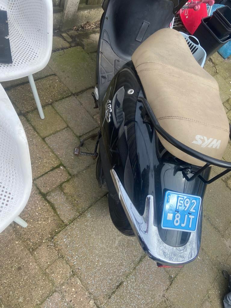 Scooter sym, Fietsen en Brommers, Snorfietsen en Snorscooters, Ophalen of Verzenden, Gebruikt, Benzine, SYM