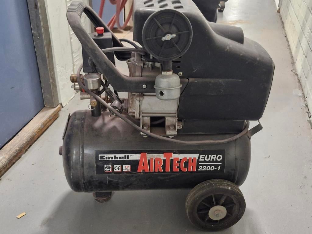 Einhell AirTech Euro 2200-1 compressor, Doe-het-zelf en Verbouw, Compressors, Minder dan 25 liter, Ophalen, Gebruikt, Minder dan 200 liter/min