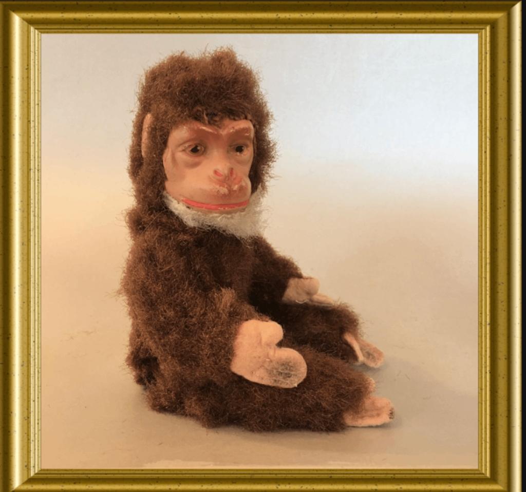 Oud klein aapje met ijzerdraad van binnen, Antiek en Kunst, Ophalen of Verzenden