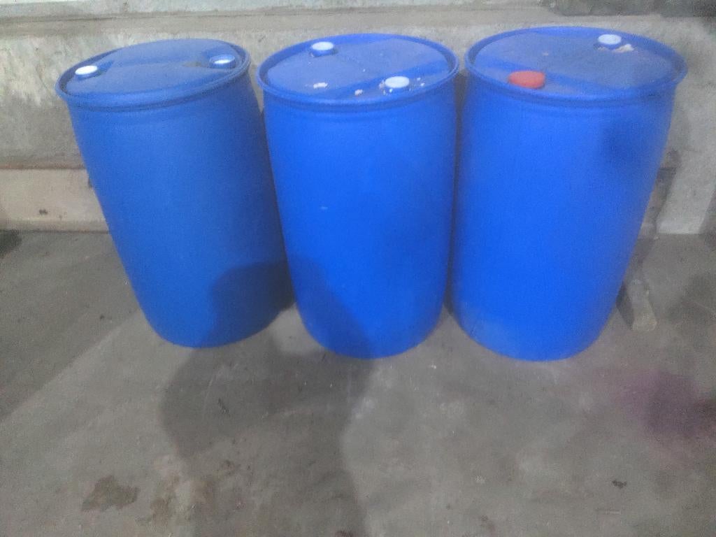 Tonnen, 150 liter of meer, Ophalen, Zo goed als nieuw