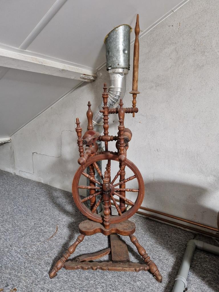Antiek Spinnewiel, Ophalen, Gebruikt, Spinnewiel