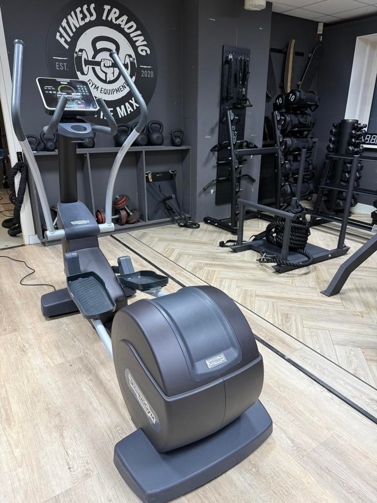 Technogym crosstrainer Forma Black/Zwart in een nette staat, Sport en Fitness, Fitnessmaterialen, Overige typen, Armen, Ophalen of Verzenden
