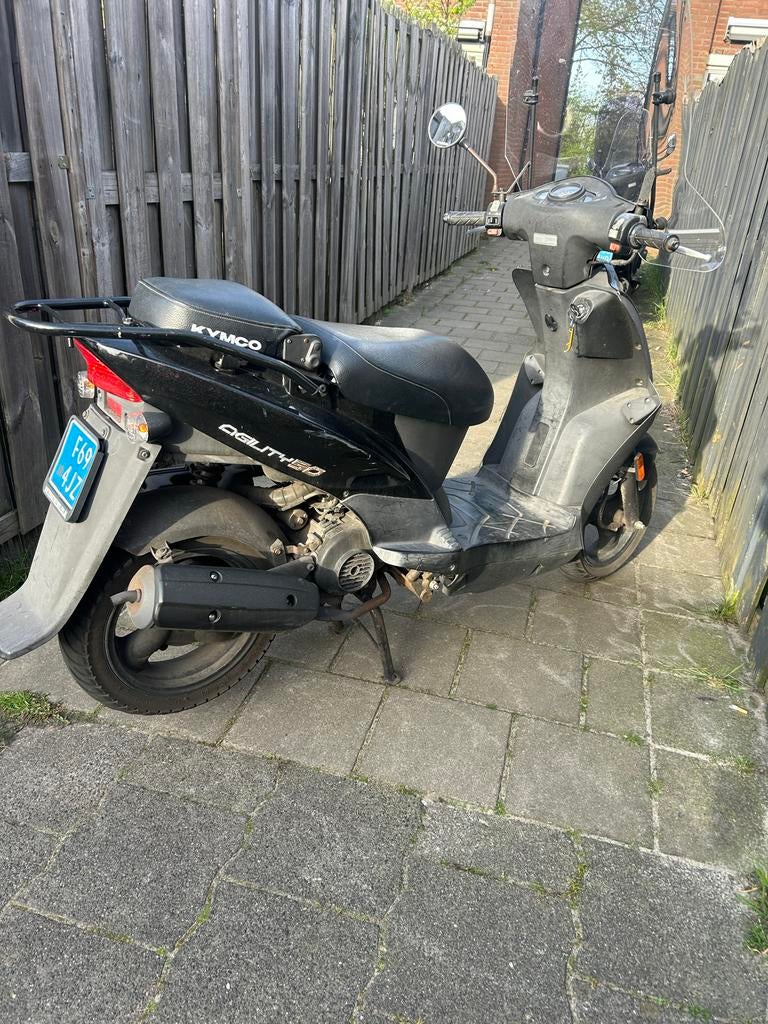 Kymco Agility 50 uit 2012, Fietsen en Brommers, Scooters | Kymco, Ophalen, Gebruikt, Benzine, Agility
