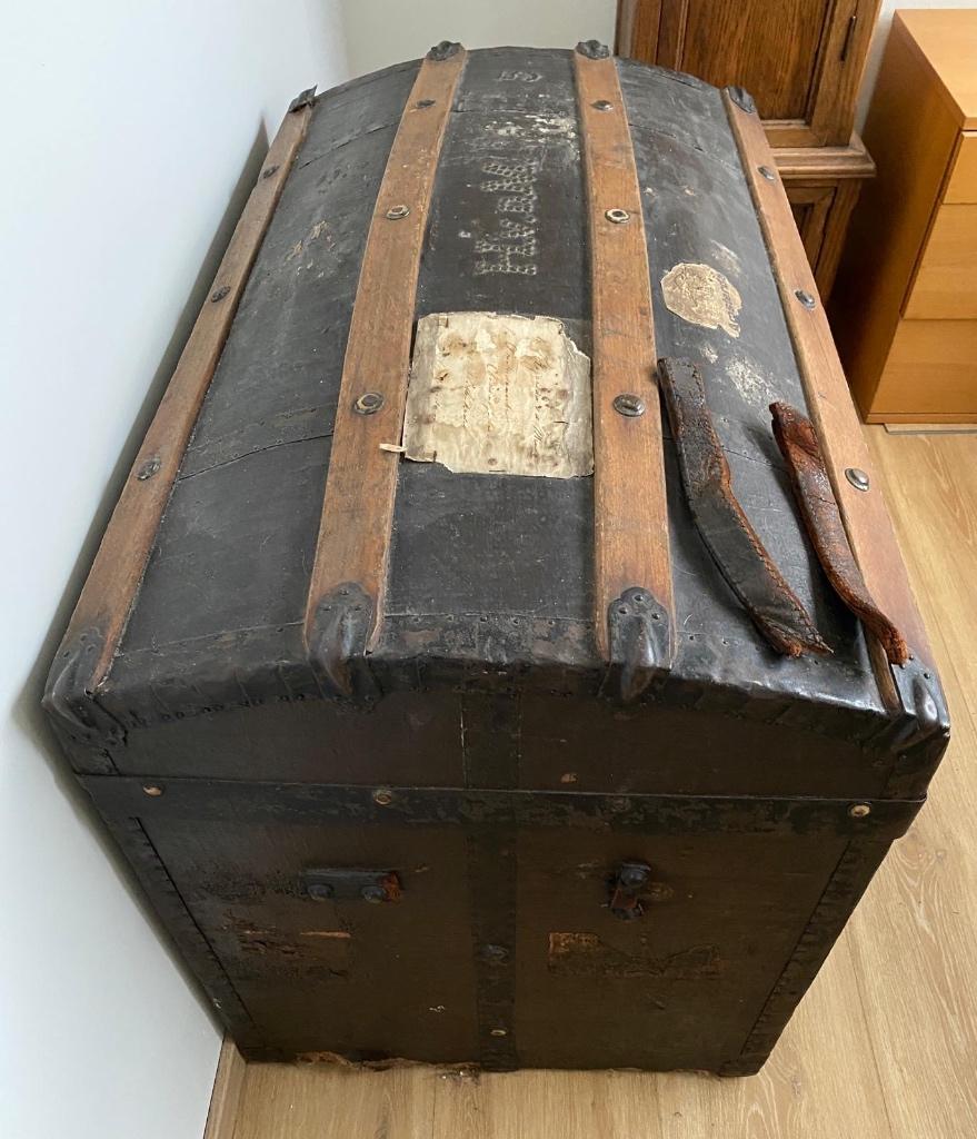 Te koop antieke scheepskoffer., Antiek en Kunst, Antiek | Meubels | Kasten, Ophalen
