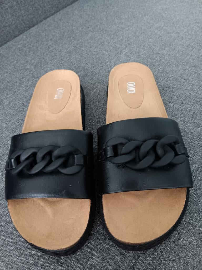 Slippers mt 42, Kleding | Dames, Schoenen, Verzenden, Zo goed als nieuw, Zwart