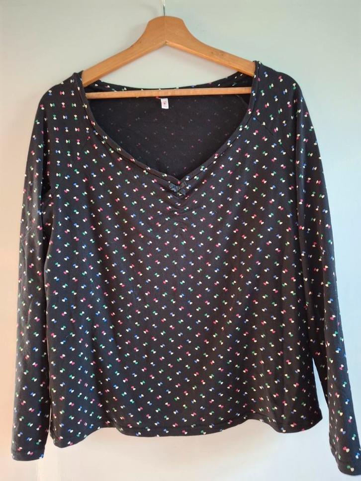 Blutsgeschwister shirt maat: L/XL, Kleding | Dames, Tops, Zo goed als nieuw, Maat 46/48 (XL) of groter, Korte mouw, Ophalen of Verzenden