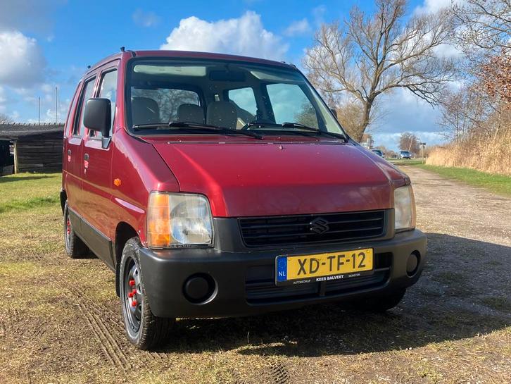 Leuke en zuinige Suzuki Wagon R+ 1.2 1998 Rood, Auto's, Suzuki, Bedrijf, Wagon R+, Benzine, Hatchback, Handgeschakeld, Origineel Nederlands