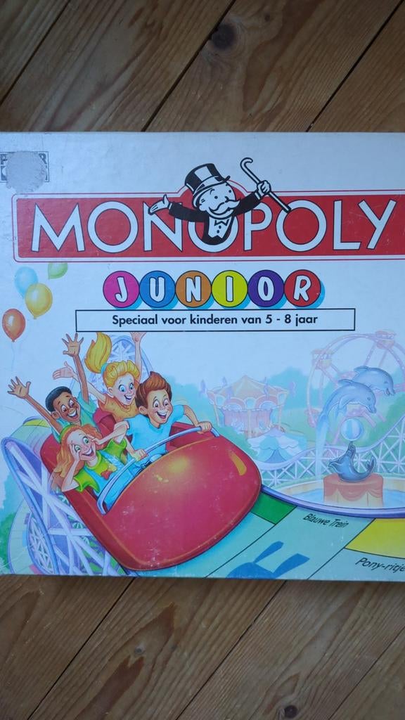 Monopoly junior, Hobby en Vrije tijd, Gezelschapsspellen | Bordspellen, Ophalen of Verzenden