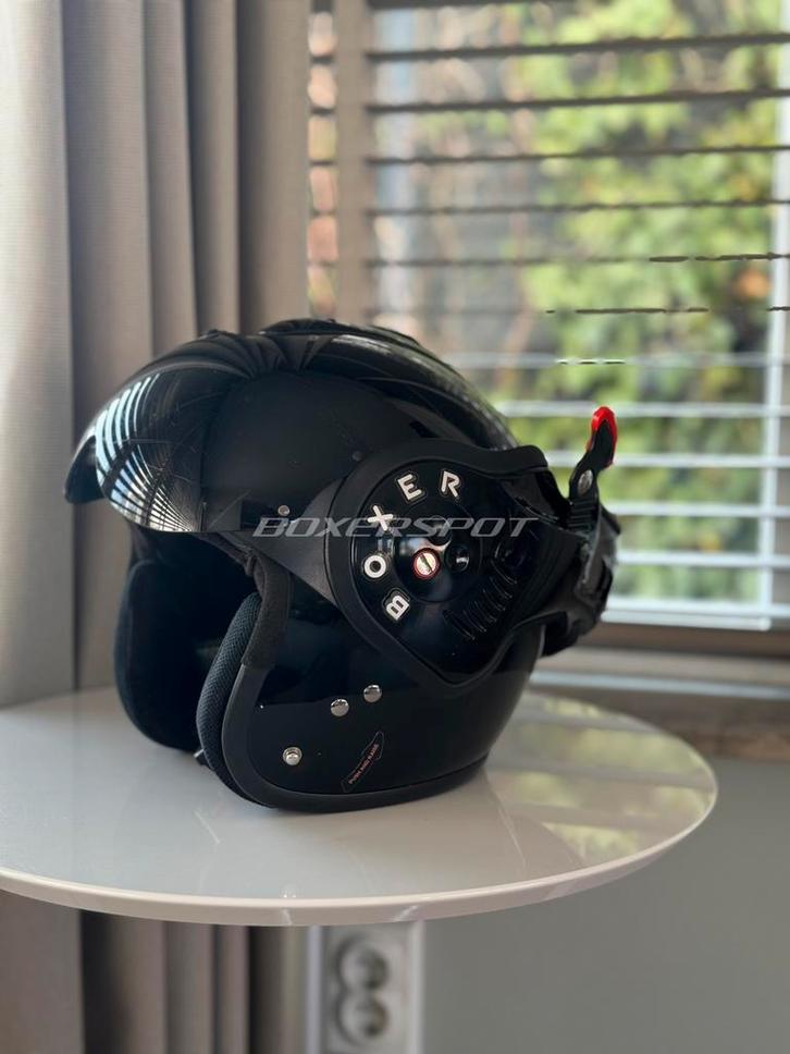 Roof Boxer V8 Gloss black | Smoked vizier | maat M, Motoren, Kleding | Motorhelmen, Systeemhelm, M, Overige merken, Tweedehands