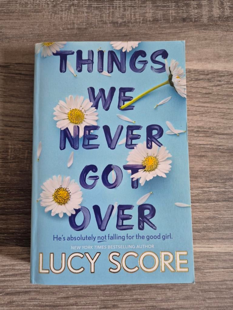Lucy Score - Things we never got over, Boeken, Ophalen of Verzenden, Gelezen, Colleen Hoover