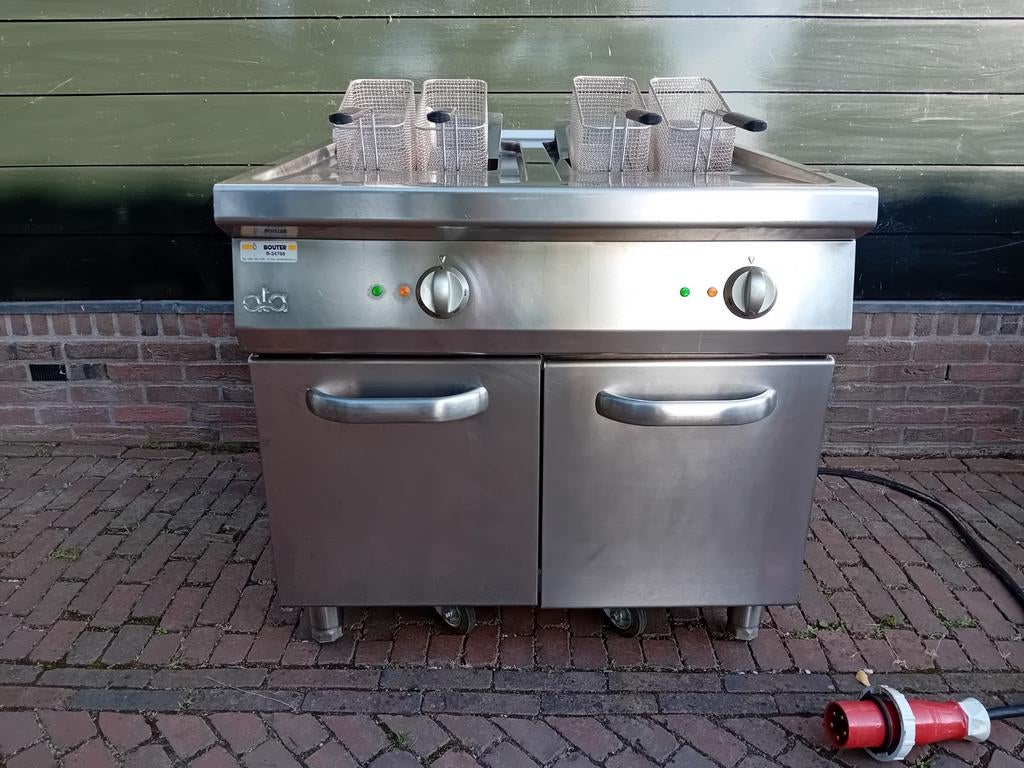Professionele RVS Duo-Friteuse - Grote Capaciteit, Witgoed en Apparatuur, Frituurpannen, 4 liter of meer, Ophalen, Gebruikt, Duo-friteuse
