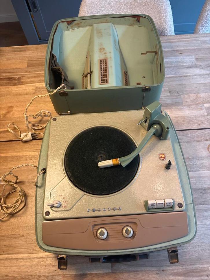 Vintage Philips kofferplatenspeler jaren '50/'60, Audio, Tv en Foto, Platenspelers, Niet werkend, Platenspeler, Philips, Ophalen