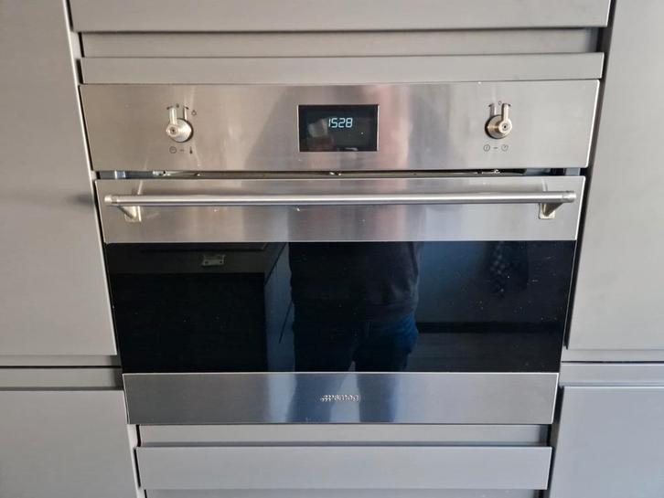 Zo goed als nieuwe Smeg MW45 combimagnetron, Witgoed en Apparatuur, Magnetrons, Zo goed als nieuw, Inbouw, Combimagnetron, 45 tot 60 cm