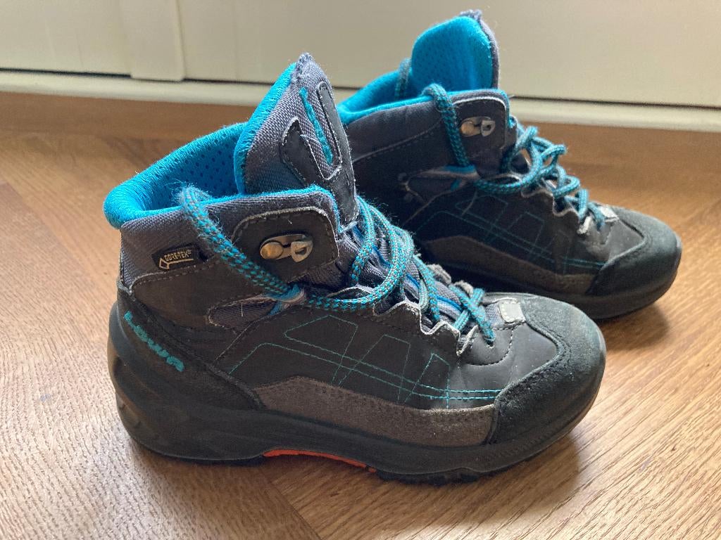 Lowa wandelschoenen maat 30, Ophalen, Gebruikt, Lowa, Jongen of Meisje
