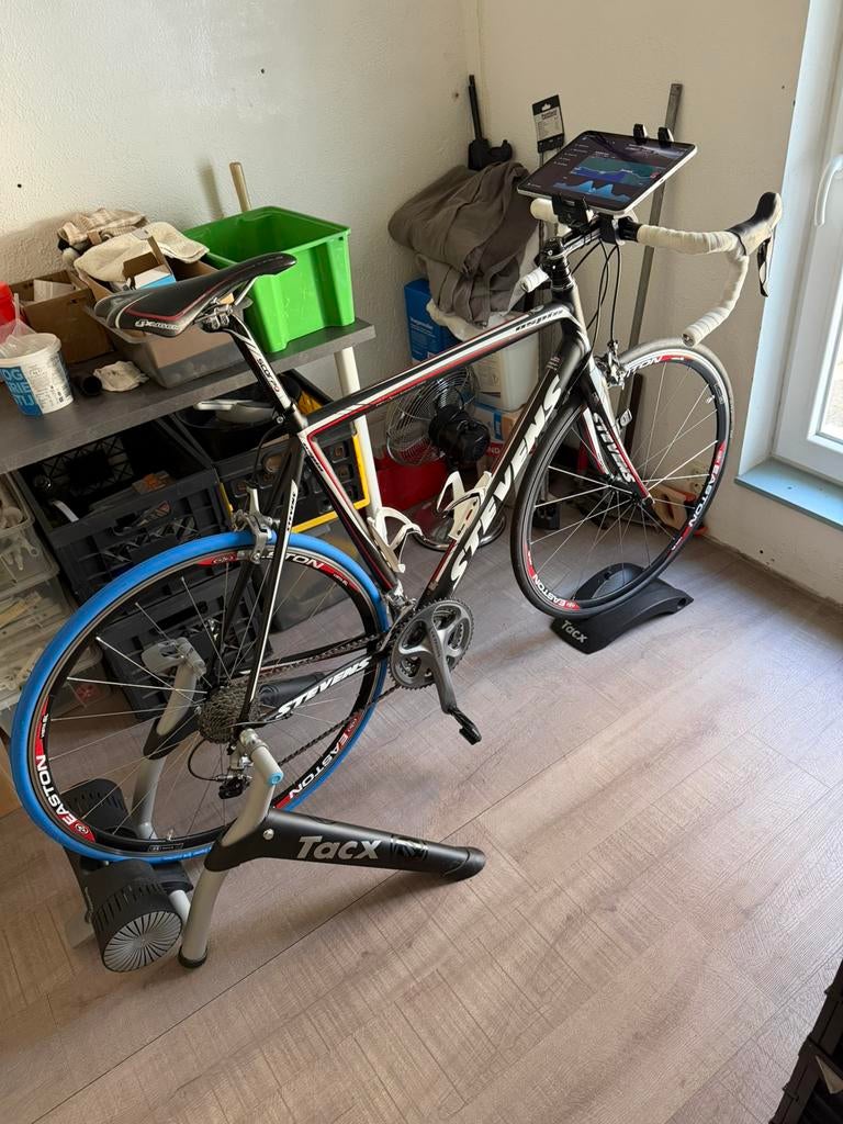 Stevens Aspin Racefiets + Tacx Bushido fietstrainer, Fietsen en Brommers, Fietsen | Racefietsen, 28 inch, Gebruikt, Heren, Aluminium